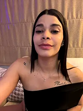 Leah_Honey26 live sex cam