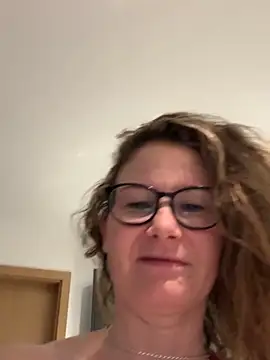 izzy-mendosa live sex cam