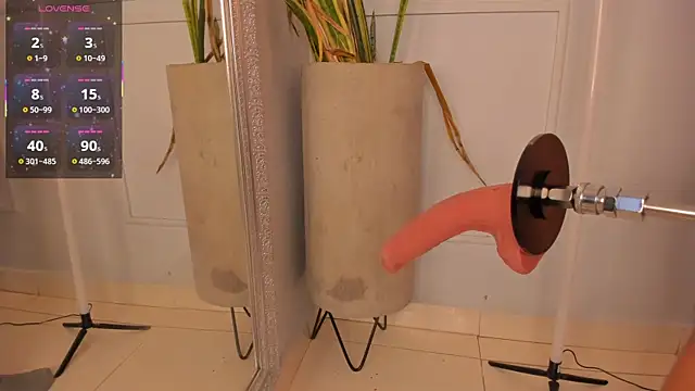 Jazmiinee's cam snapshot