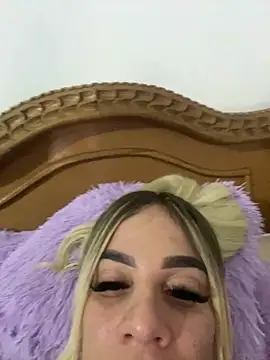 lanahot-77 live sex cam