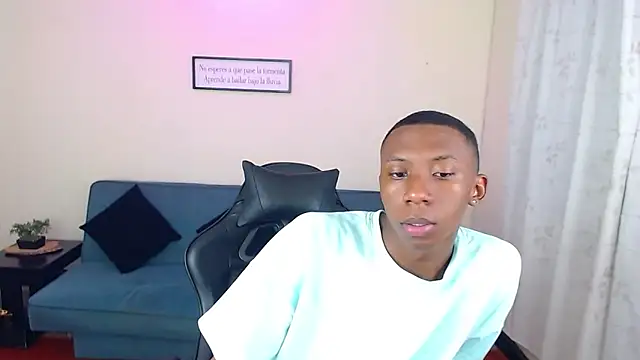 Miilo18's cam snapshot