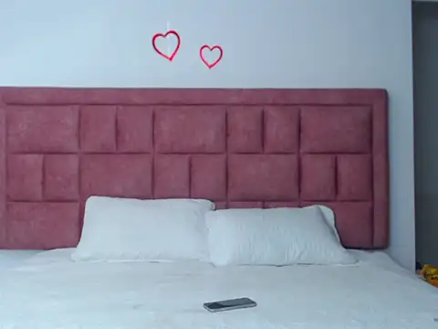 sweetsubmisaxox live sex cam