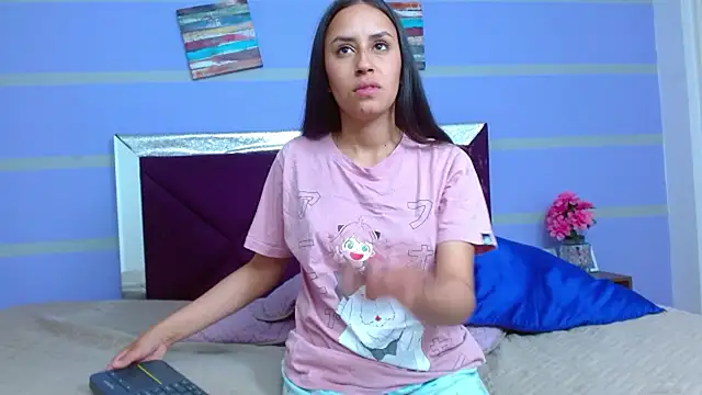 LizzyGrey_'s cam snapshot