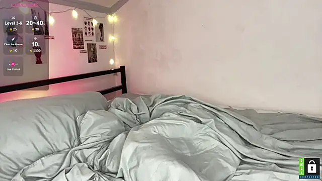 kittenmonik4xX's cam snapshot