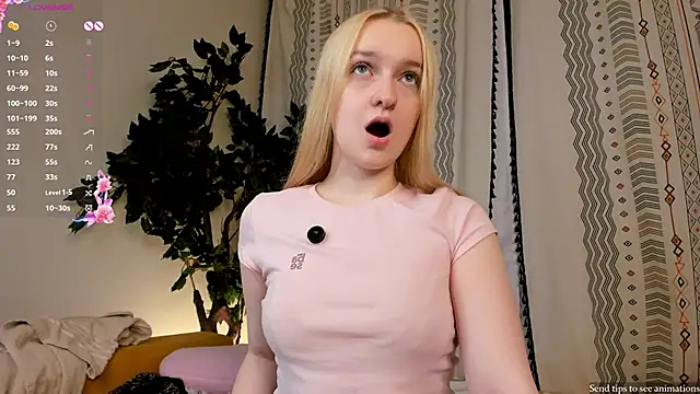 IsabelleMoutoux live sex cam