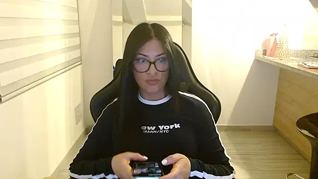 Mia_Paradis's cam snapshot