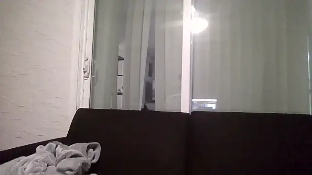 LaylaRainVIP's cam snapshot