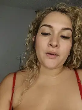 Sara_smiiith211 live sex cam