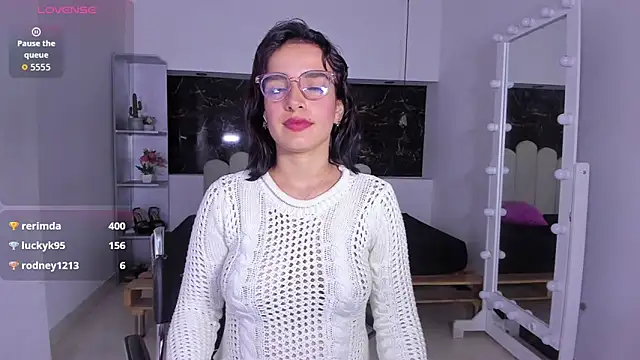 Annyrosee live sex cam