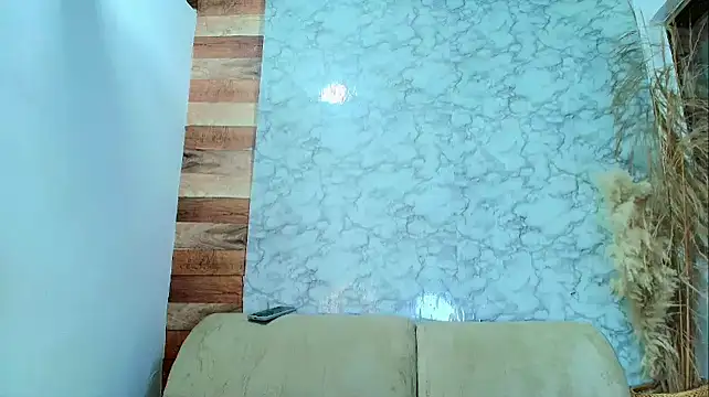 catalina_santana20's cam snapshot