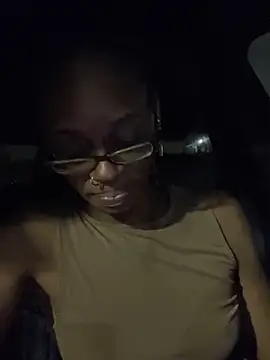 Jasmine_FullsShine's cam snapshot