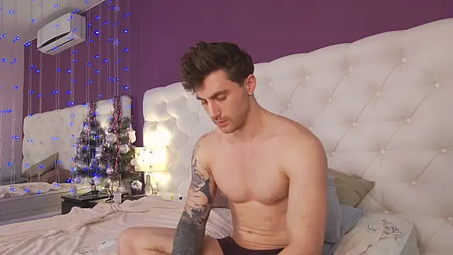 Oscar_Miller_ live sex cam