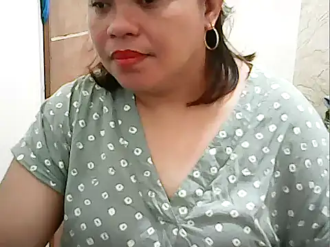 cutechubbybbwhotpinay live sex cam