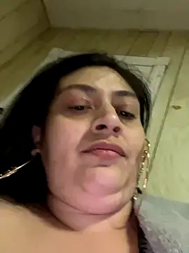 kriztal_pretty's cam snapshot