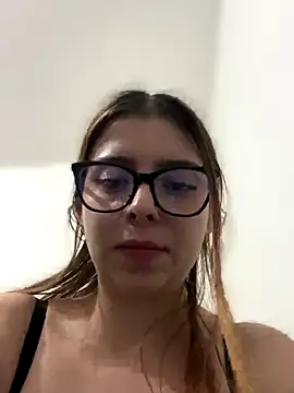 Cloew_Marz's cam snapshot