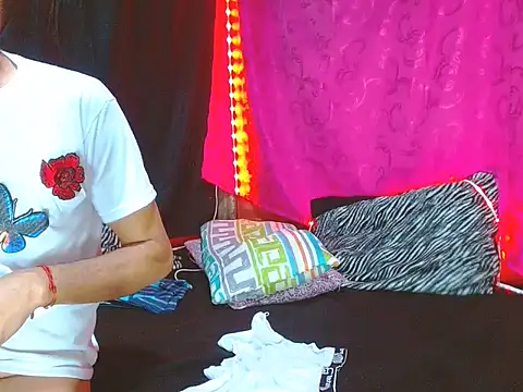 BOYWET-FANTASIES28's cam snapshot