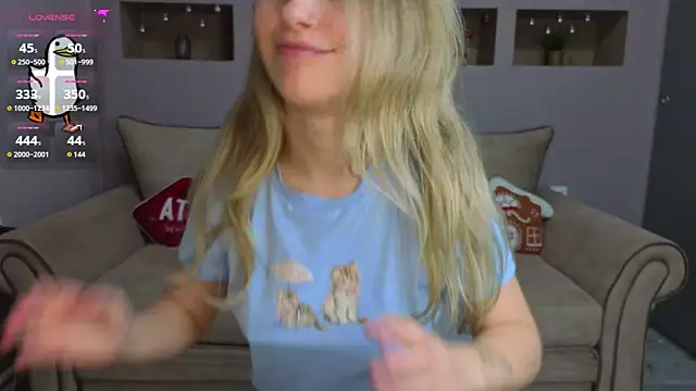 LinaCristonsen live sex cam