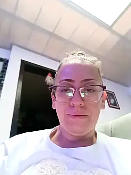 miss_hanna07's cam snapshot