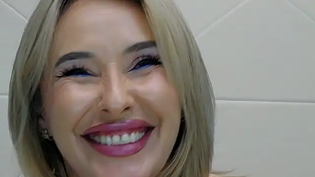 IssaSmith's cam snapshot