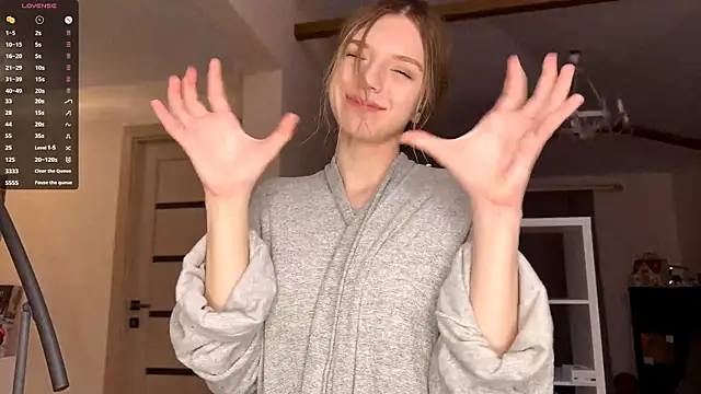 FruityXo's cam snapshot