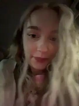 -teenytiny-'s cam snapshot