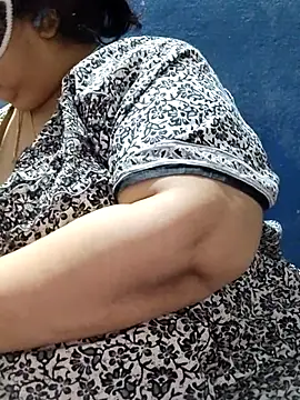 tamilthanushri's cam snapshot