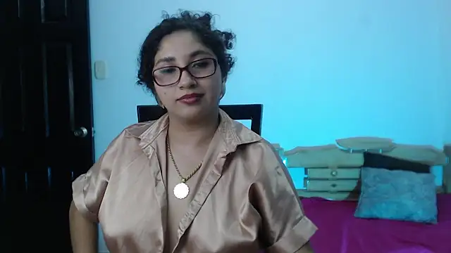 Gia_Dior's cam snapshot