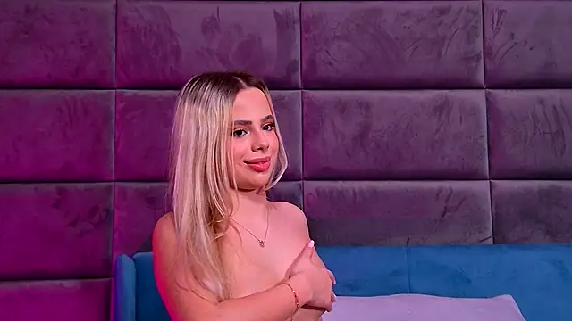 YssabelFox's cam snapshot