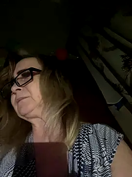 Irina2909@xh's cam snapshot