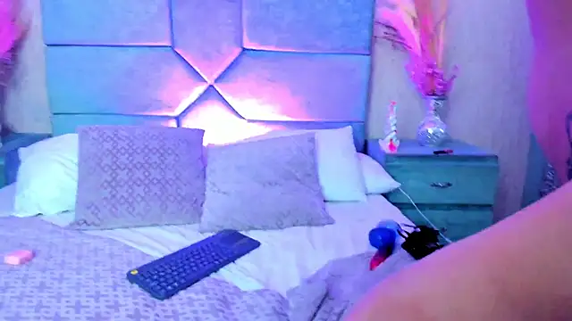 NaomySakura's cam snapshot