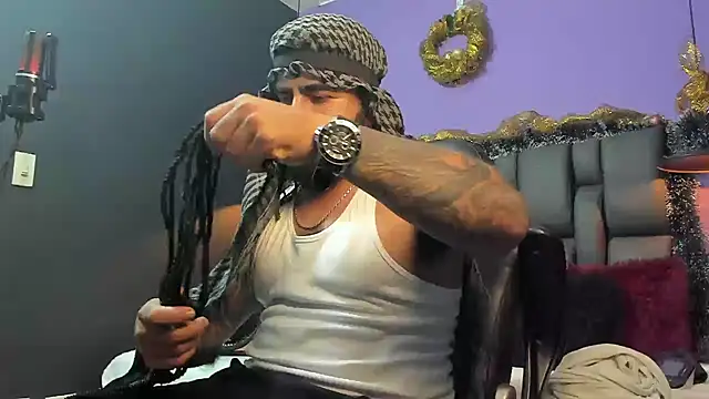 Lyon_vach live sex cam