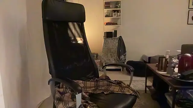 P4RtYBOII92 live sex cam