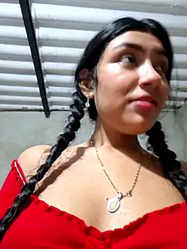 Sweed-virgin-pussy live sex cam