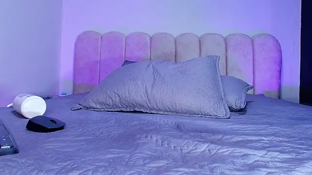 mia_stanfort's cam snapshot