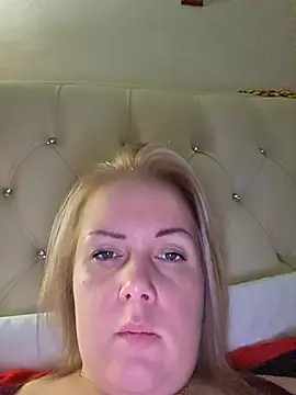 Piccolamonella29's cam snapshot