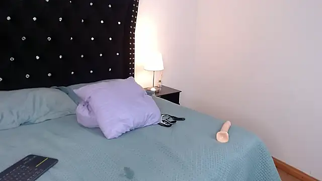 tami_gv's cam snapshot