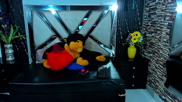 Jenna_Flor's cam snapshot