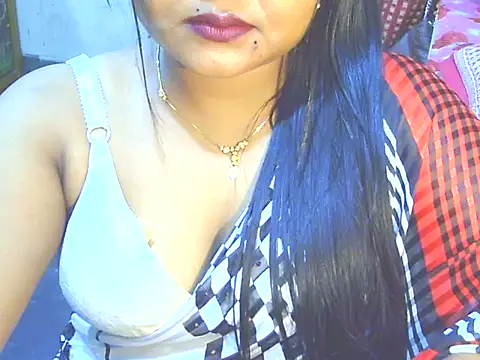 Nusrat_Faria07's cam snapshot