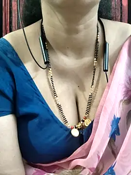 bhuvana_555's cam snapshot