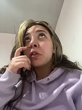 Paulette_Blanche's cam snapshot