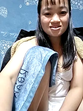 Noelle-e's cam snapshot