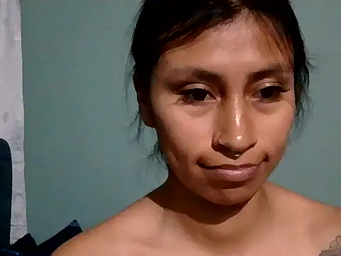 Keahilani_'s cam snapshot