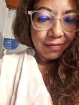 mila38's cam snapshot