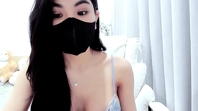 Lita-Julia's cam snapshot