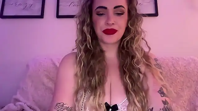 MuckyMILF's cam snapshot