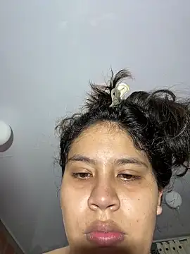 moncerrat_luna's cam snapshot