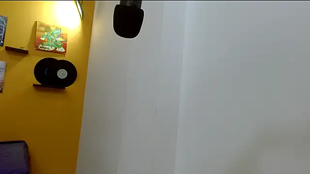 skinnyverus18's cam snapshot