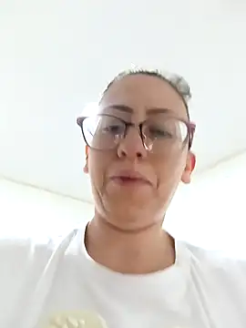 miss_hanna07's cam snapshot