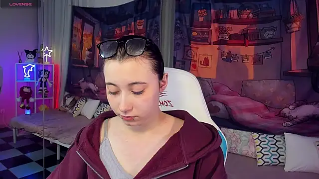 ClaraParks's cam snapshot