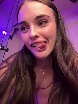 KarissaChantelle live sex cam